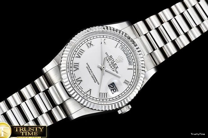 0225 Durable RDD0215B – DayDate 36mm 684